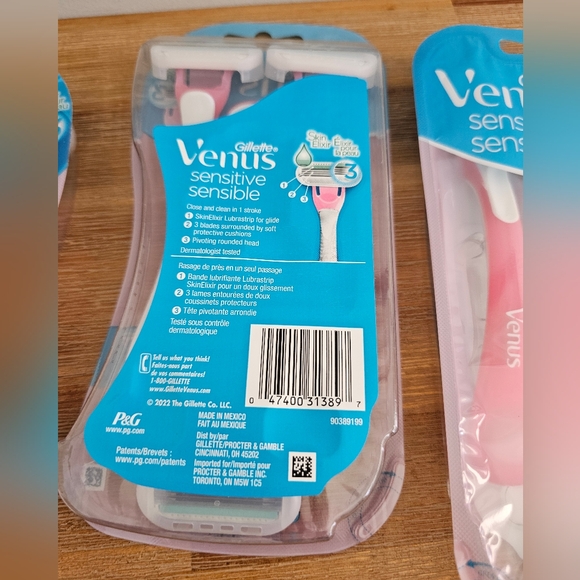 New In Package 5 packs of 3 VENUS Sensitive Disposable Razors - Picture 3 of 3